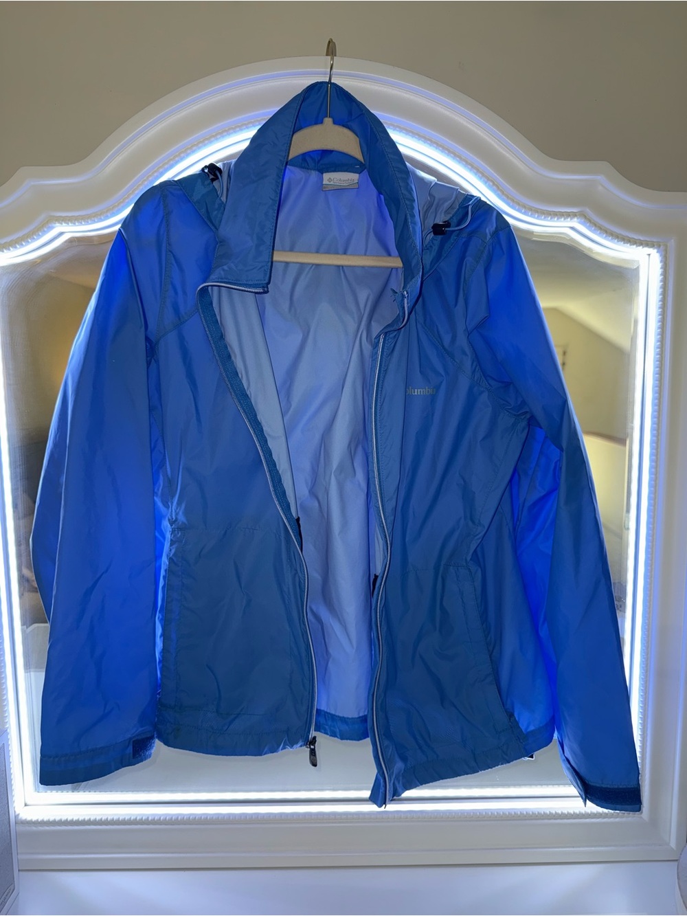 Columbia Women's Bright Blue Waterproof Jacket ☔️